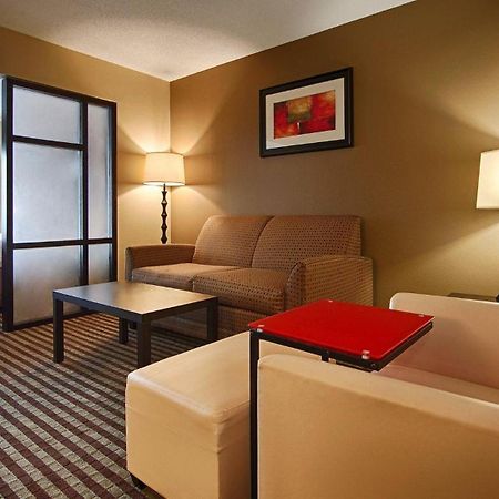 Comfort Inn & Suites Copley Akron Bagian luar foto